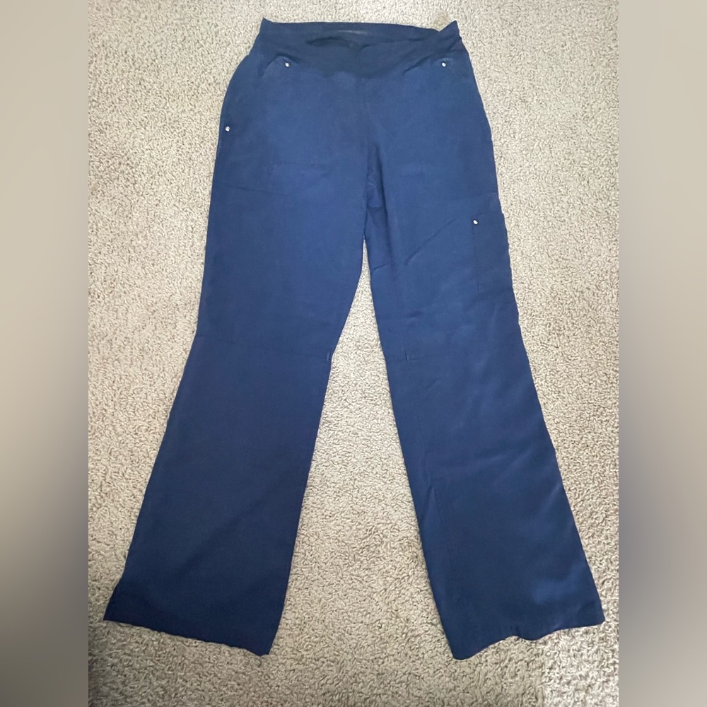 Women’s navy scrub pants size M healing hands yoga waistband